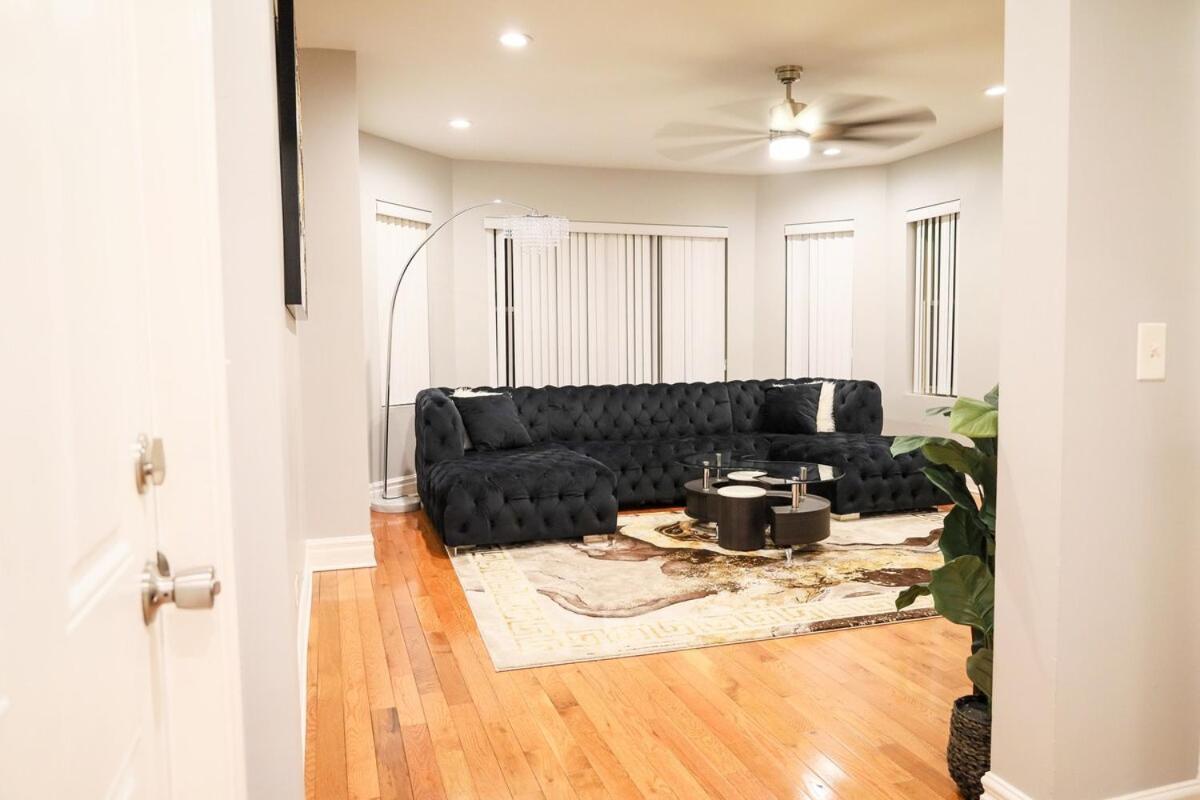 Gorgeous 4Bdr In Chicago,15Mins From Dwtn Apartment Ngoại thất bức ảnh